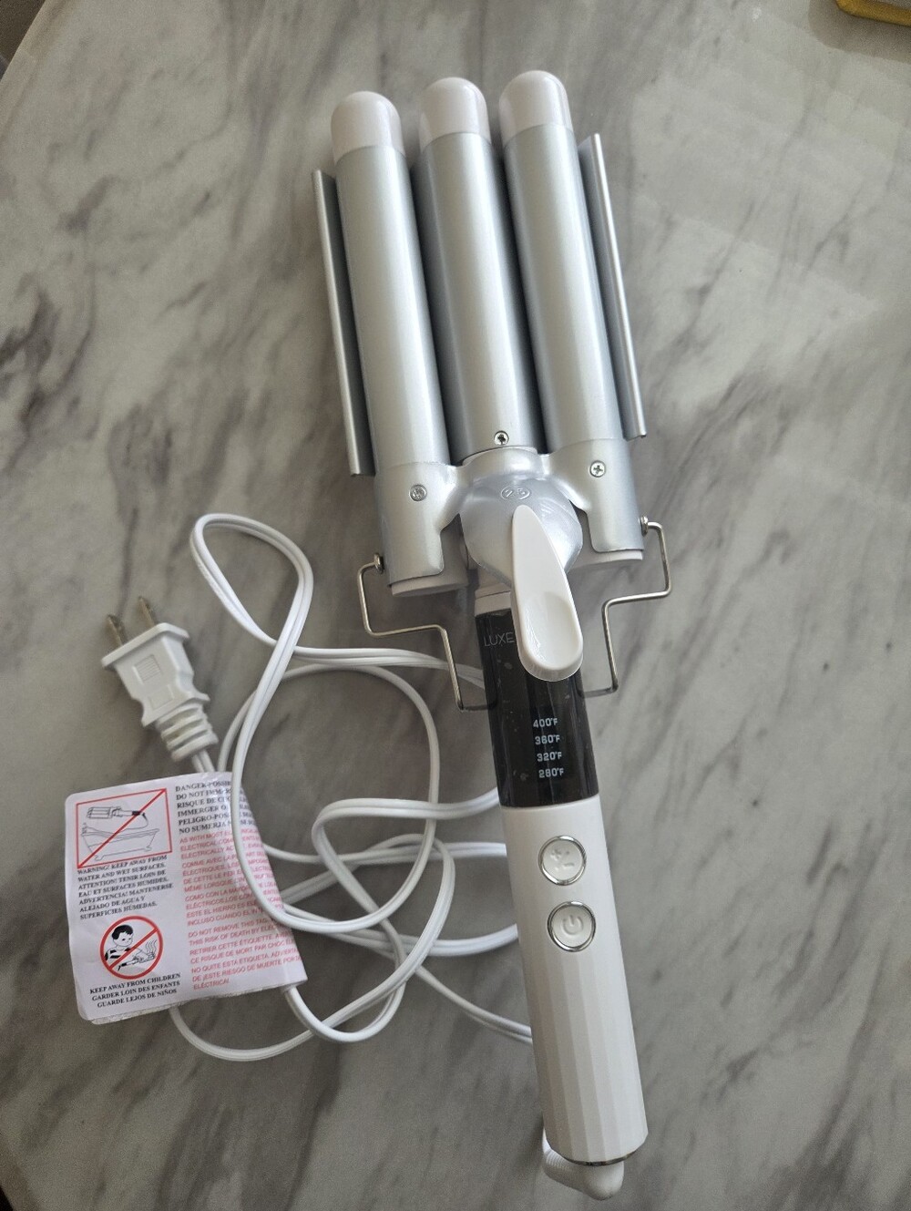 White Triple Barrel Curling Iron - Salon-Style Waves